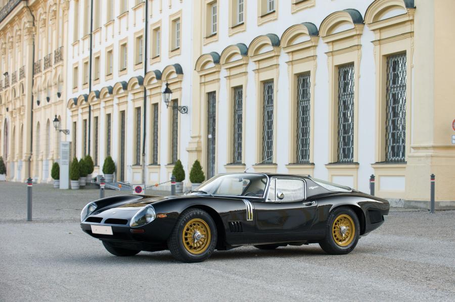  Bizzarrini 5300 GT Strada 1966 года  (фото 9 из 18)